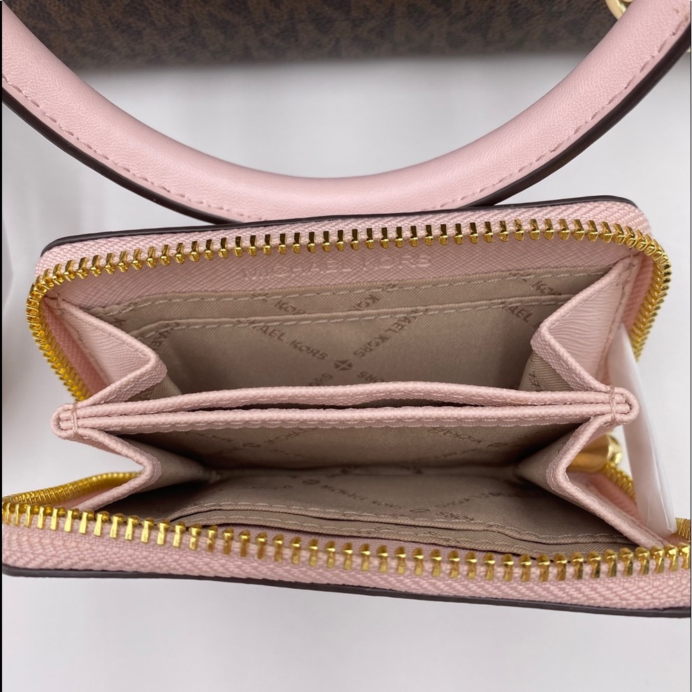 Michael Kors Hope Tote and Wallet Set - Picture 11 of 13